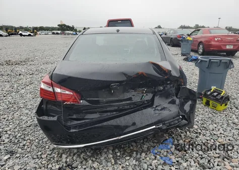 2017 Honda Accord Exl z USA, uszkodzony, nr VIN 1HGCR2F81HA136981